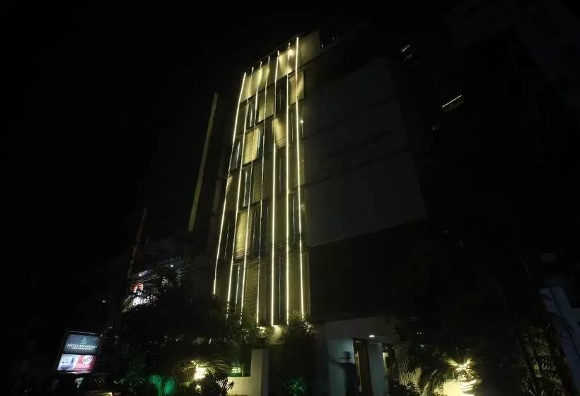 Fotos del hotel OYO 18335 Flagship Eaglewood Hotels:  4