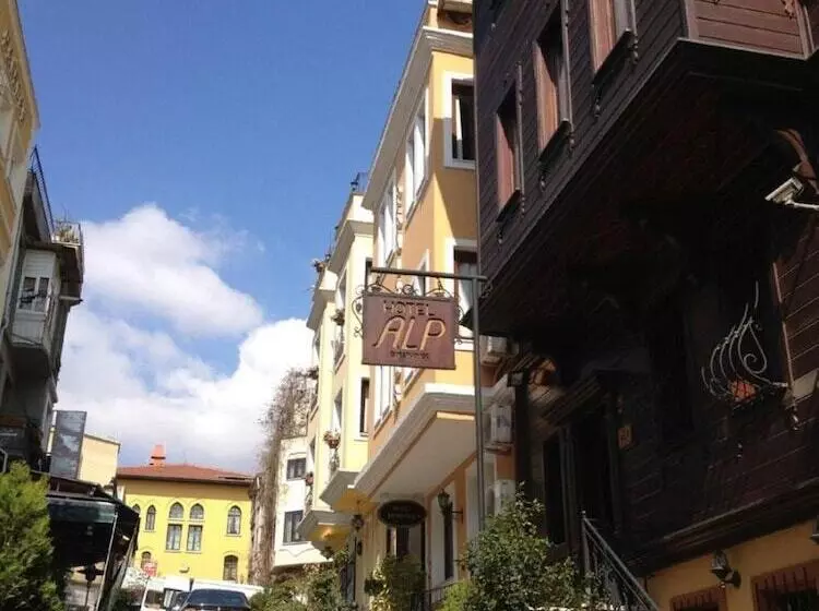 Alp Guesthouse