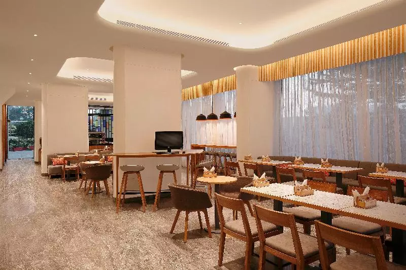 Fotos del hotel Holiday Inn Express Hyderabad Hitec City, An Ihg:  11