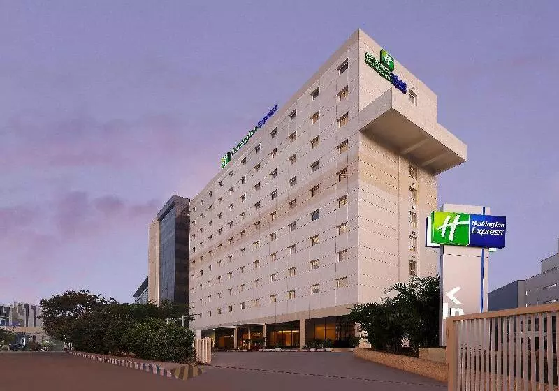 Fotos del hotel Holiday Inn Express Hyderabad Hitec City, An Ihg:  13