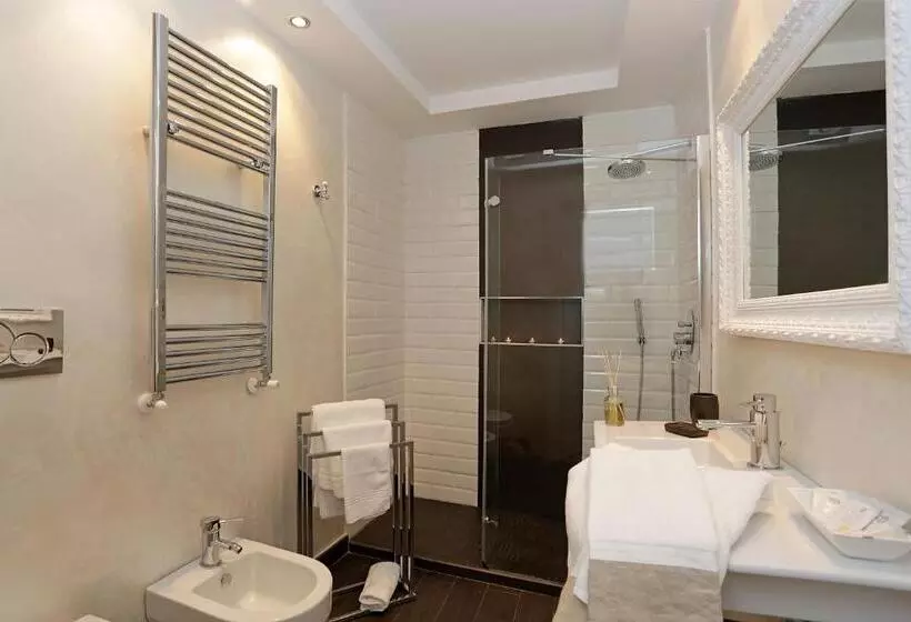 Fotos del hotel Madonna De' Monti Suites - Daplace Collection:  3
