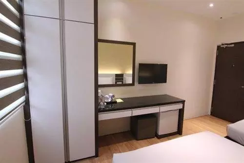 Fotos del hotel The V:  12