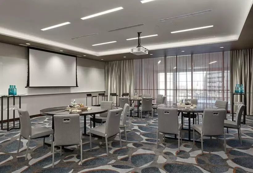 Fotos del hotel Calgary Airport Marriott Interminal:  6