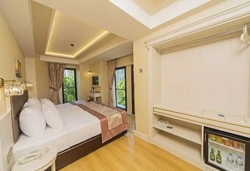 Fotos del hotel Grand Naki:  23