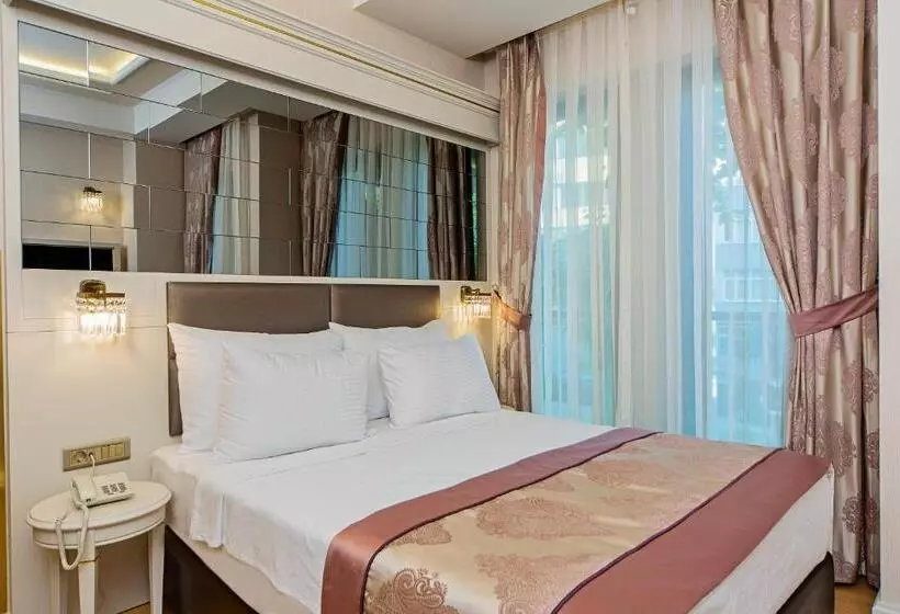 Fotos del hotel Grand Naki:  6