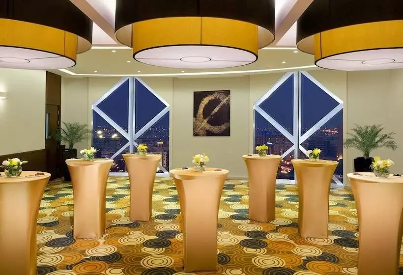 Fotos del hotel City Seasons Towers  Bur Dubai:  24