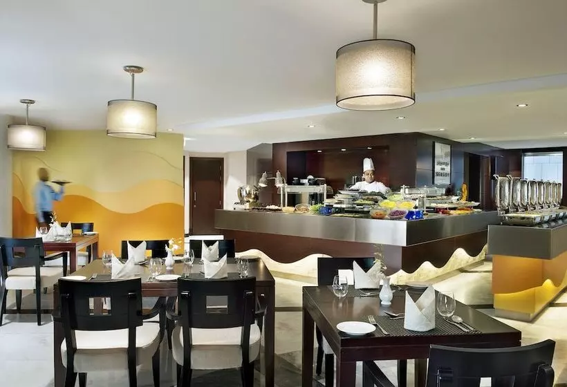 Fotos del hotel City Seasons Towers  Bur Dubai:  6
