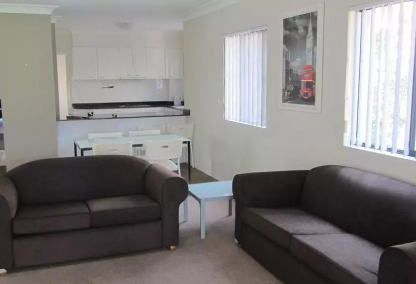 Fotos del hotel Parkside Apartments Parramatta:  2