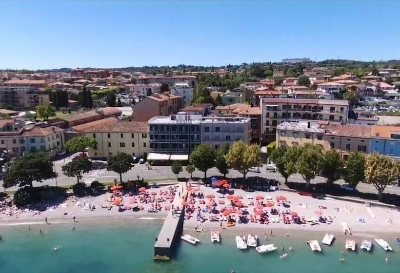 Fotos del hotel Riviera:  20