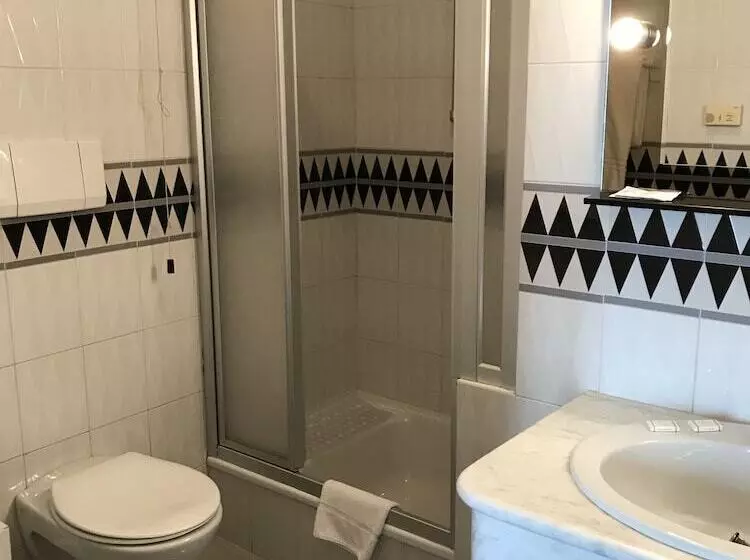 Fotos del hotel Riviera:  5