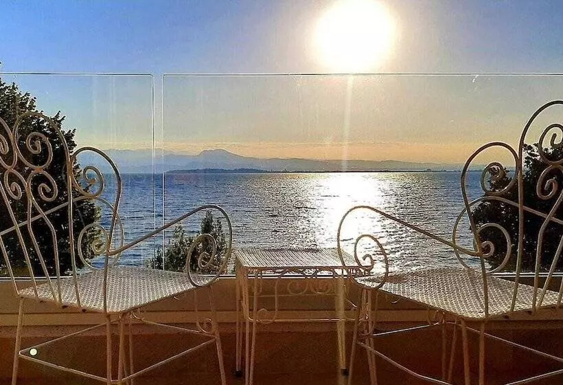 Fotos del hotel Riviera:  21
