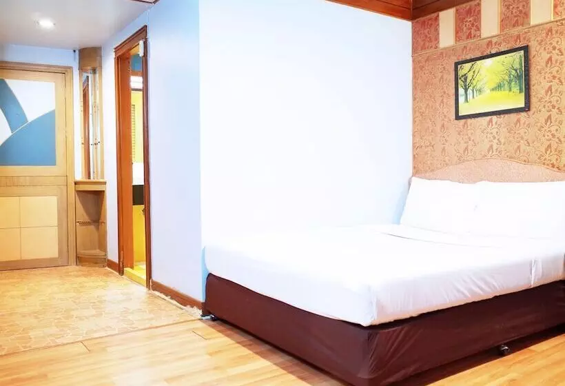Fotos del hotel The Bavana Surawong Bangkok:  18
