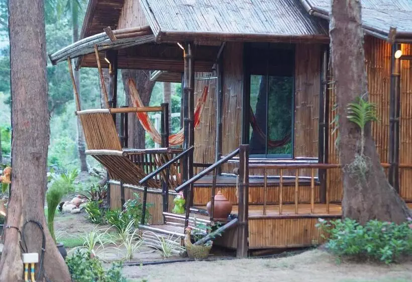 Fotos del hotel Eco Lanta Hideaway Beach Resort:  5