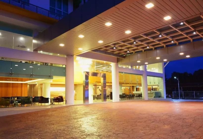 Fotos del hotel V8 Hotel Johor Bahru:  8