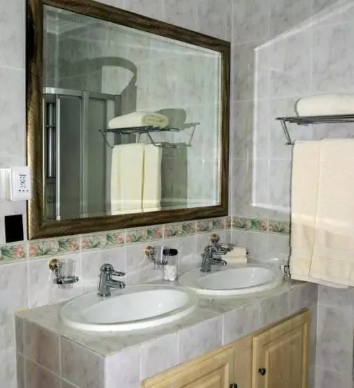 Fotos del hotel Hoyohoyo Chartwell Lodge:  7