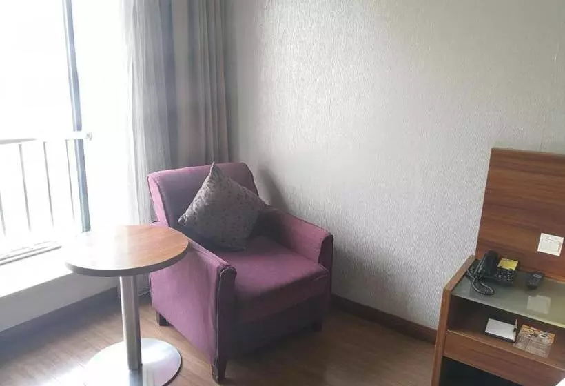 Fotos del hotel Yitel:  15