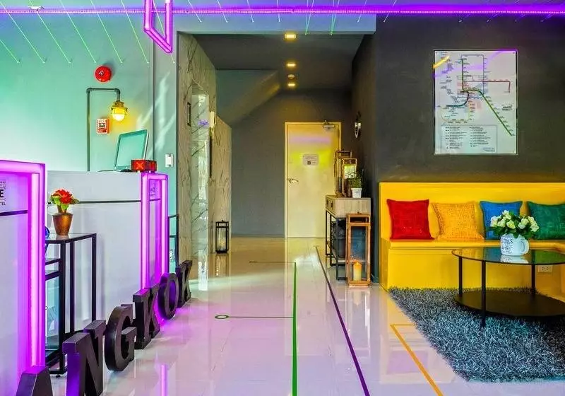 Kokotel Bangkok Sukhumvit 50