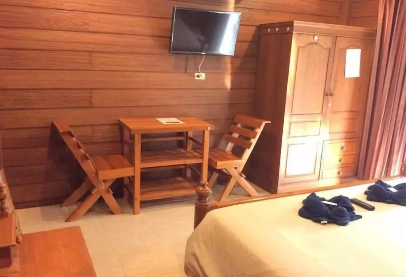 Country View Resort