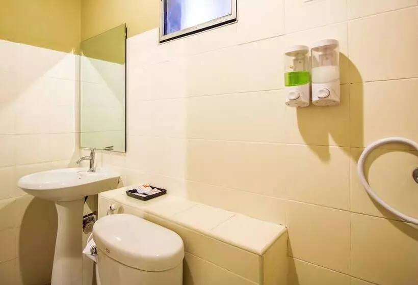 Fotos del hotel B2 Santitham Wat Jed Yod:  9