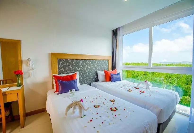 The Jasmine Nai Harn Beach Resort And Spa