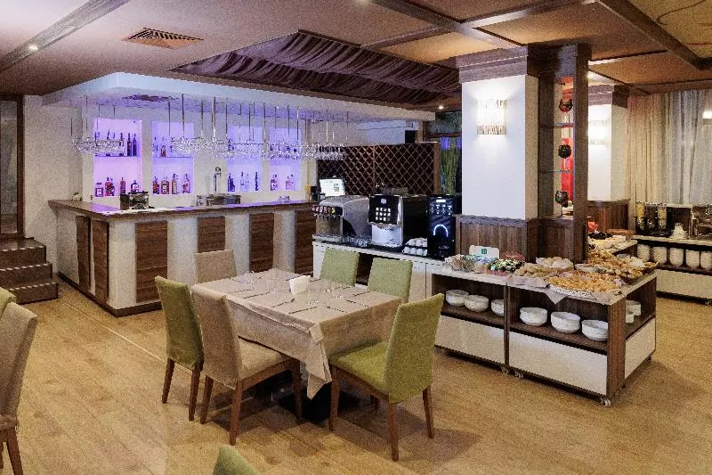 Fotos del hotel Green Wood Hotel & Spa  All Inclusive:  4