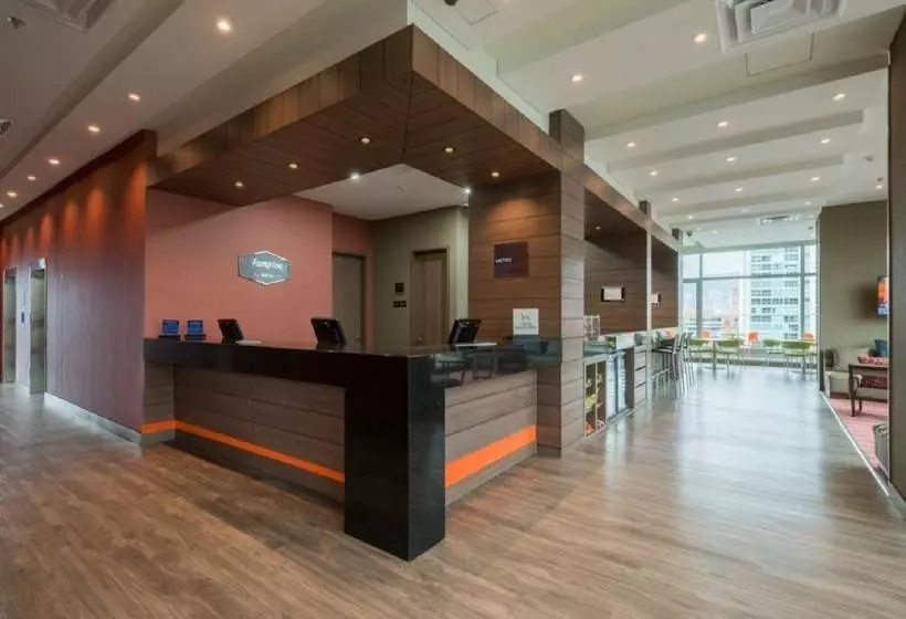 Fotos del hotel Hampton By Hilton Medellin:  4