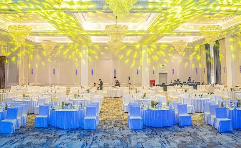 Fotos del hotel Royal Halong:  17