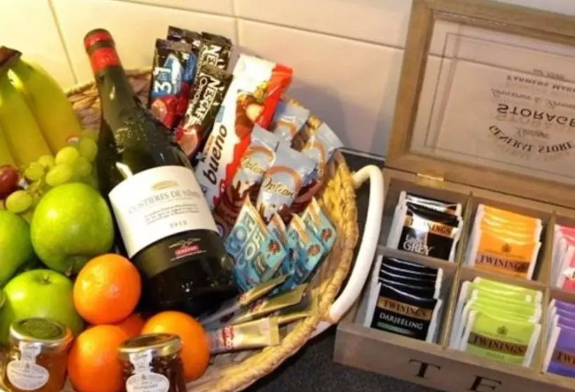 Fotos del hotel Kensington Apartments:  6