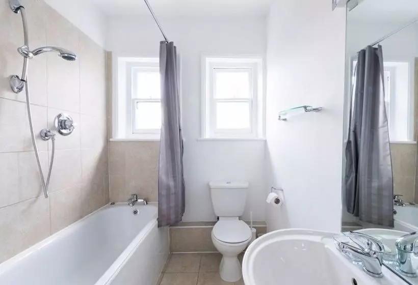 Fotos del hotel Kensington Apartments:  4