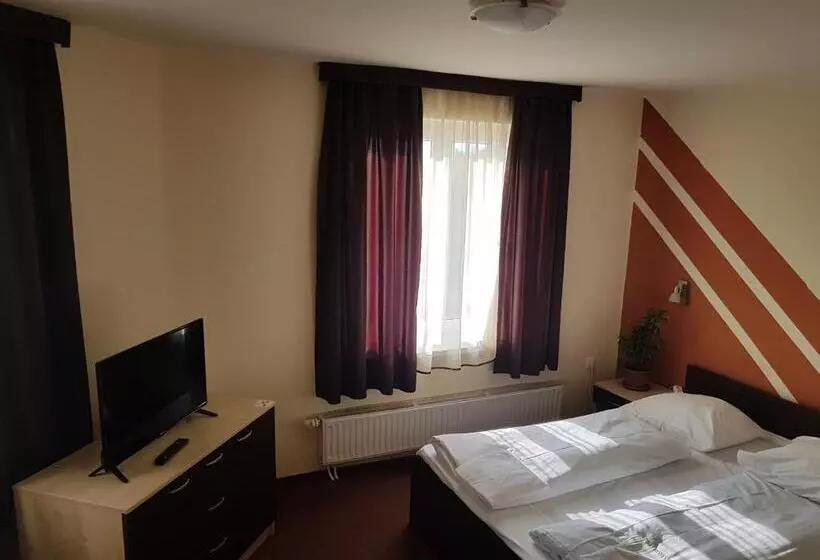 Fotos del hotel Agoston:  2