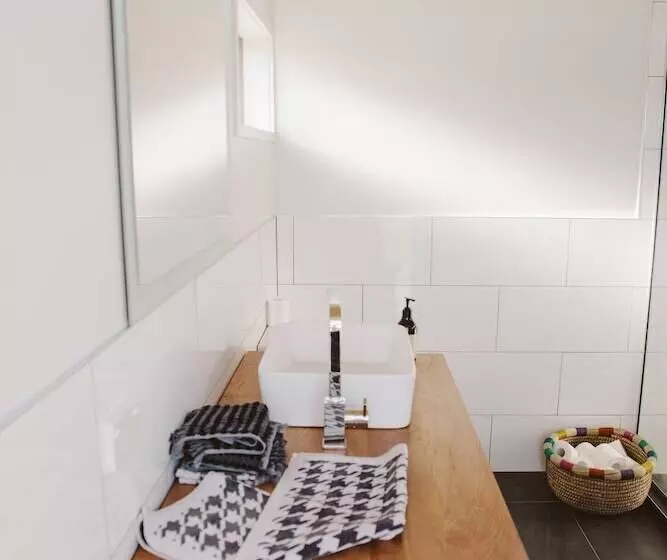 Fotos del hotel Appleby House & Rabbit Island Huts:  10