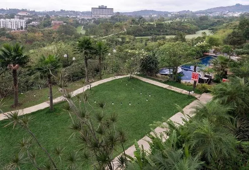 Fotos del hotel Clove Garden Hotel & Residence:  12