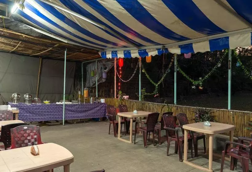 Fotos del hotel Treebo Guest House:  5