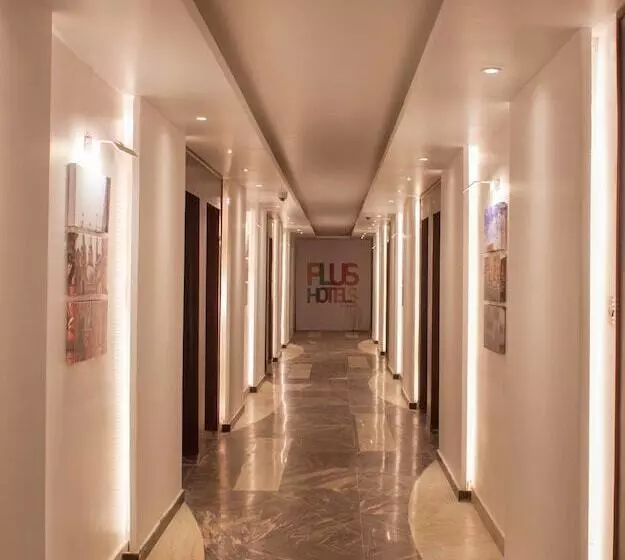 Fotos del hotel Plus S:  3
