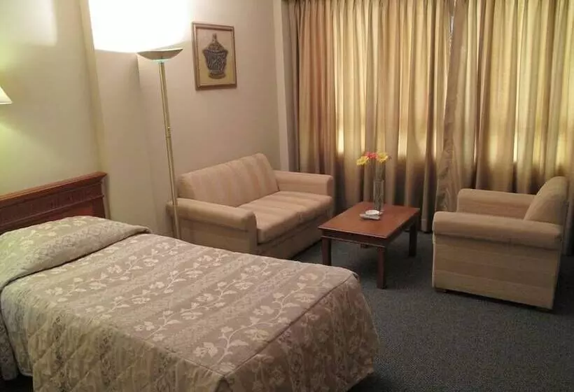 Fotos del hotel Jumolhari:  10