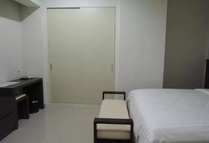 Fotos del hotel Harlys Residence:  12