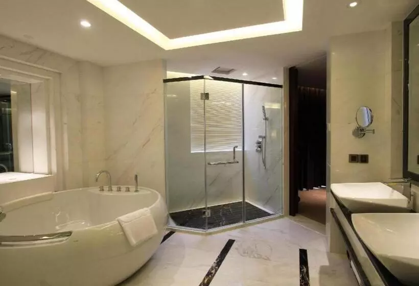 Fotos del hotel Zhangjiagang Zhonglian Gdh International:  9
