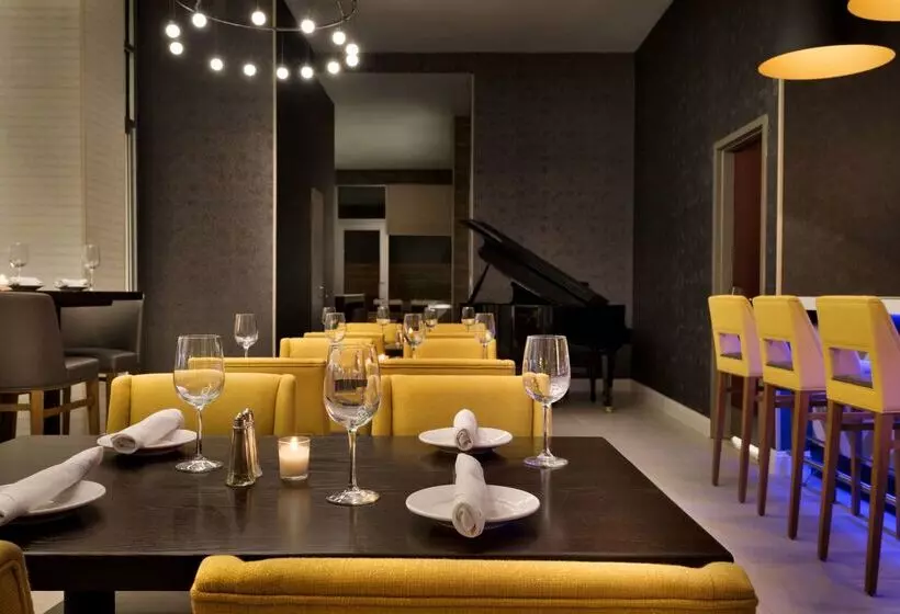 Fotos del hotel Hilton Garden Inn New York Times Square South:  12