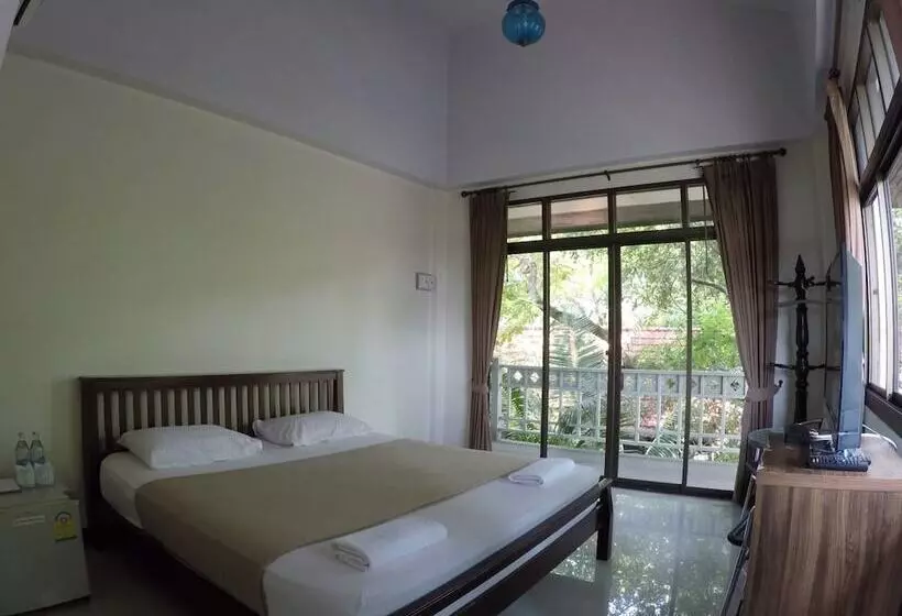 Fotos del hotel The Old Palace Resort:  13