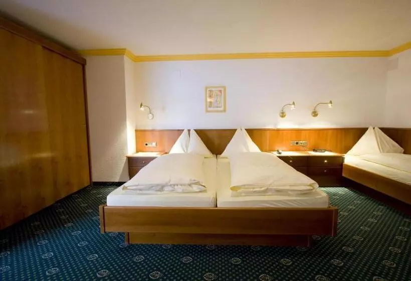 Fotos del hotel Kristall:  5