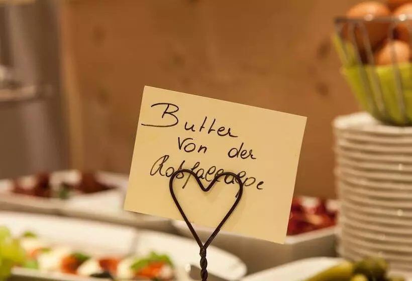 Fotos del hotel Am Dorfplatz Suites - Adults Only:  25