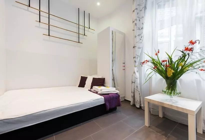 Fotos del hotel Happy Tower:  10