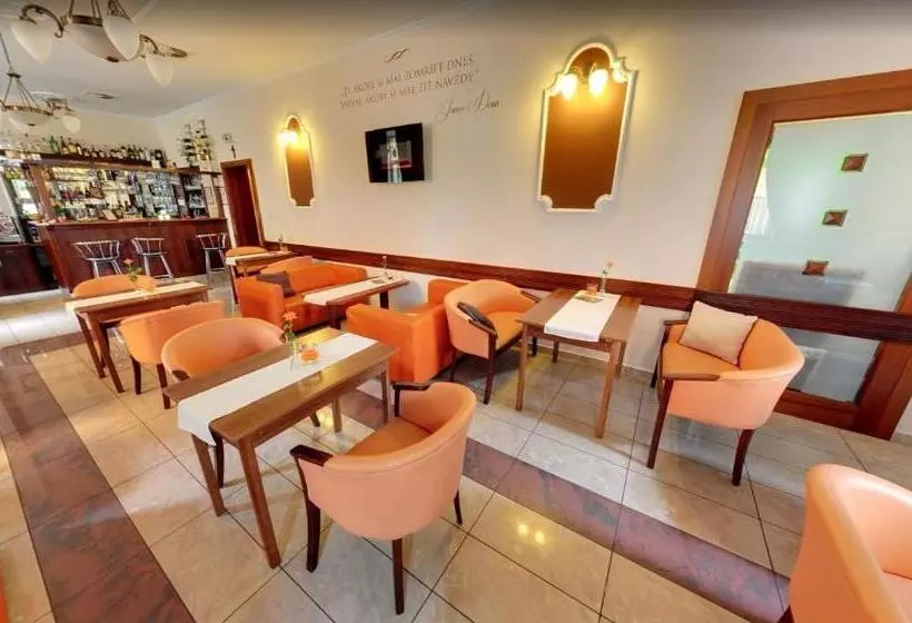 Fotos del hotel Garni  Tatramonti:  4