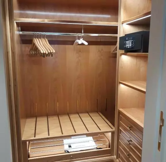 Fotos del hotel Splendide Royal Paris - Relais & Châteaux:  2