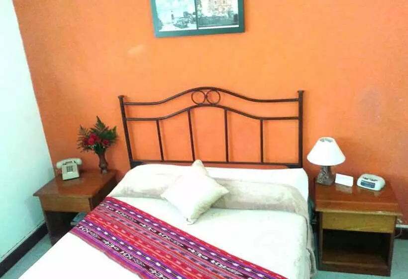 Fotos del hotel Casa Flores De Tikal:  10