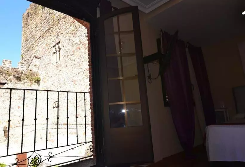 Fotos del hotel Hostería El Bodegón De Gredos:  6