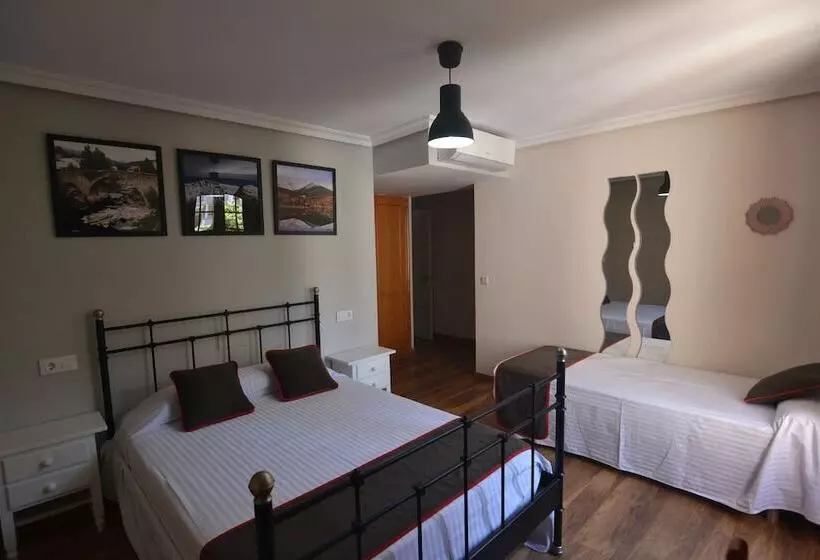 Fotos del hotel Hostería El Bodegón De Gredos:  14