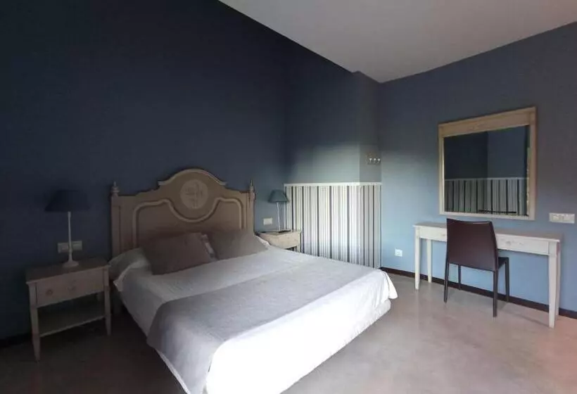 Fotos del hotel Petit Hotel De Riu:  21