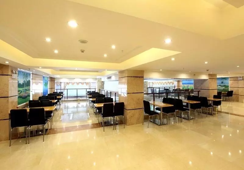 Fotos del hotel Greentree Inn Sanya Jiyang Dist Yalongwan Yingbin Ave:  5