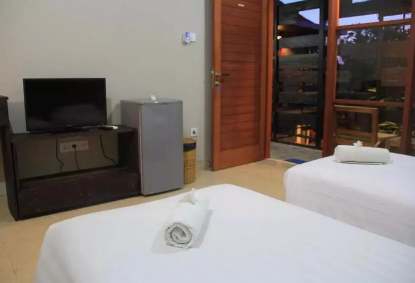 Fotos del hotel Semarandana Bedrooms And Pool:  7
